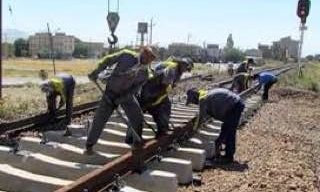  کارگران خطوط ابنیه فنی شاغل در خط ۵ قطار شهری تهران سه ماه معوقات مزدی دارند