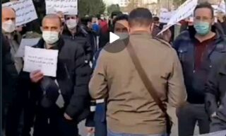 تجمع اعتراضی کارگران شرکتهای دولتی مقابل مجلس