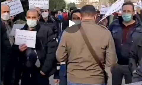 تجمع اعتراضی کارگران شرکتهای دولتی مقابل مجلس