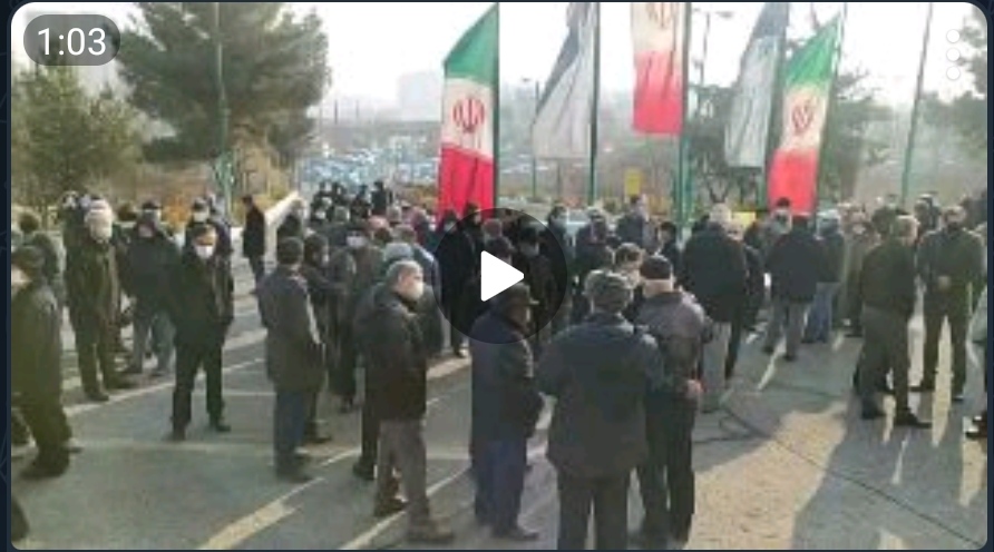 دومین روز از تجمع اعتراضی کارکنان رسمی مخابرات آذربایجان شرقی