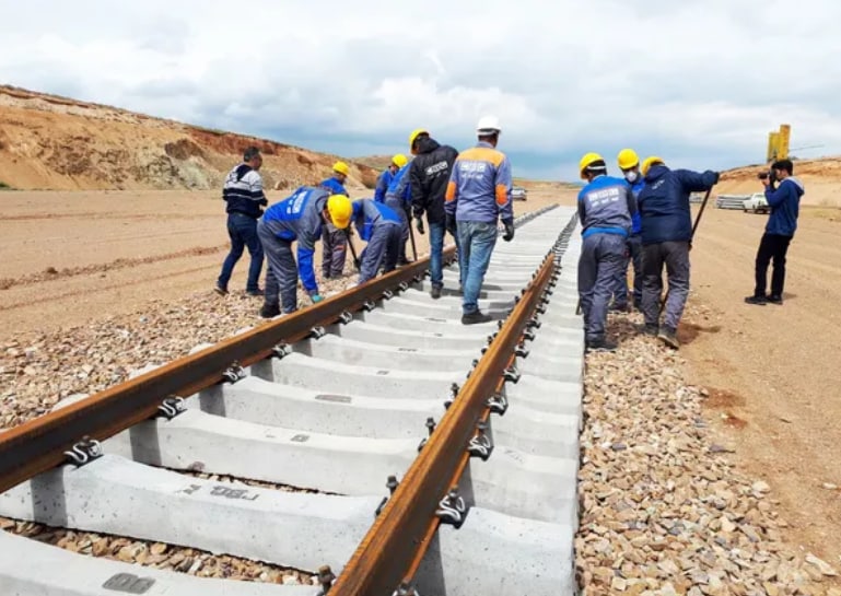 اعتراض کارگران ابنیه فنی راه آهن به پرداخت نشدن به موقع دستمزد