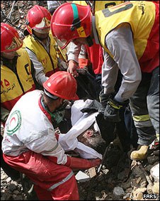 حوادث کار در کرج و اصفهان: دو کارگر جان باختند، یک کارگر مصدوم شد