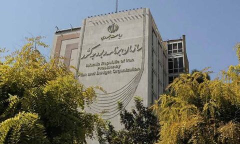 نیروهای امنیتی مانع از تجمع بازنشستگان در تهران شدند و تعدادی را بازداشت کرده‌اند