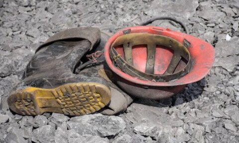 ریزش معدن در استان کرمان و محبوس شدن ۲ نفر