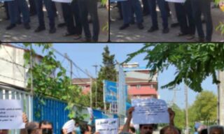 تجمع اعتراضی کارگران بازنشسته در مقابل هتل محل برگزاری انتخابات کانون عالی بازنشستگان