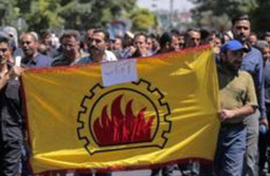 ۱۷ تن از کارگران شرکت آذرآب به‌دلیل اعتراضات صنفی به حبس و شلاق محکوم شدند
