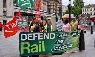 کارگران ۹ شرکت قطار انگلستان اعتصاب می‌کنند