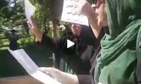 تجمع اعتراضی فعالین حقوق زن سنندج در رابطه با قتل شلیر رسولی