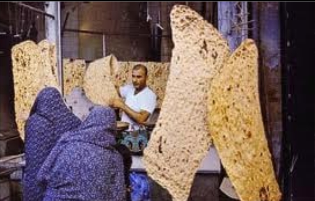 اعتراض کارگران خباز مشهد به عدم افزایش حقوق کارگران نانوایی‌ها