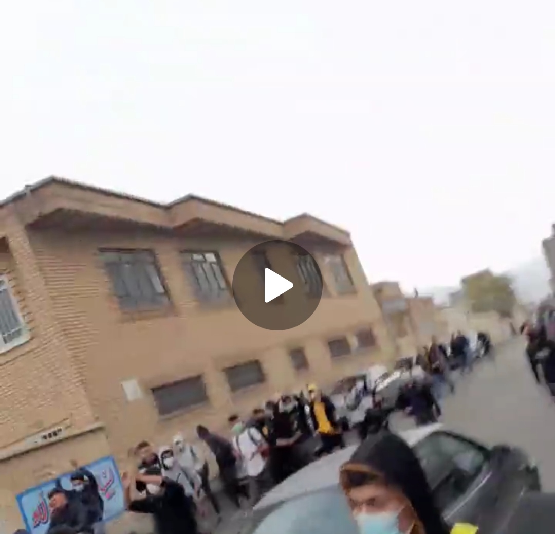 اعتراضات دانش آموزی دبیرستان ابن سینا سنندج