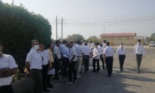 کارکنان رسمی نفت در عسلویه دست به تجمع اعتراضی زدند